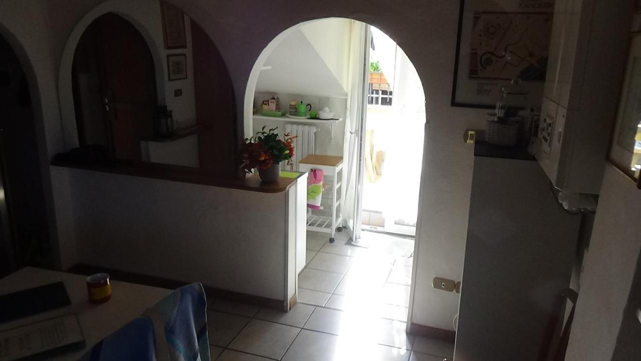 Alloggio Incantevole Sui Tetti Di Bologna Luaran gambar